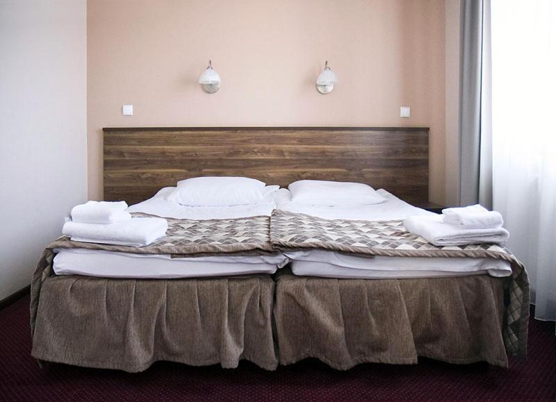 Hotel Belfort Lomza Phòng bức ảnh
