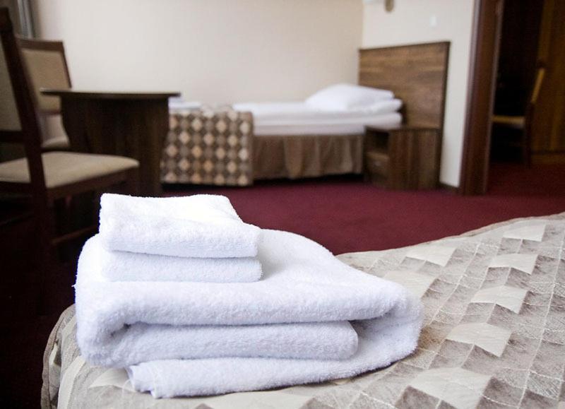 Hotel Belfort Lomza Phòng bức ảnh